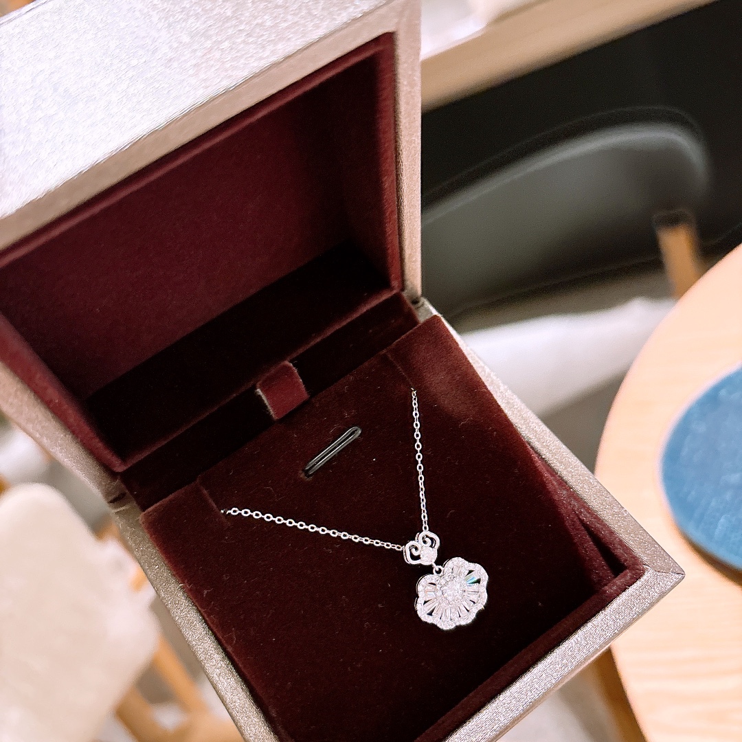 エレガントファインシルバーネックレスゴールド 先生の日