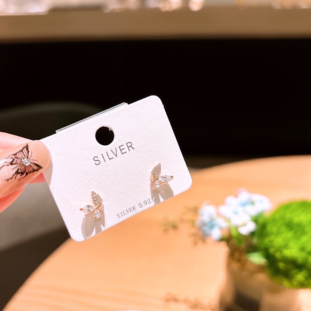 繊細純銀イヤリングシルバー 新築祝い