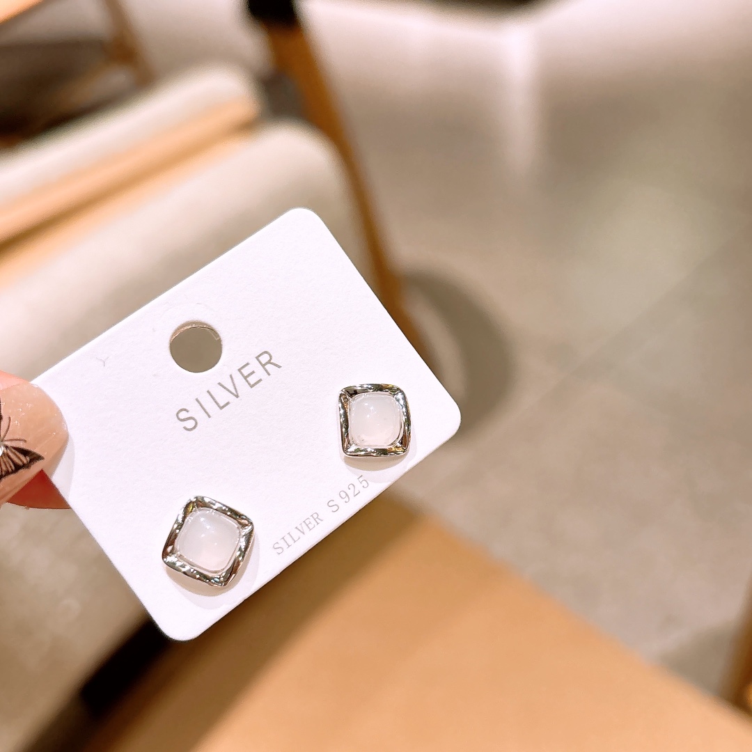 Fine Silver Earrings Dainty Christmas Gold