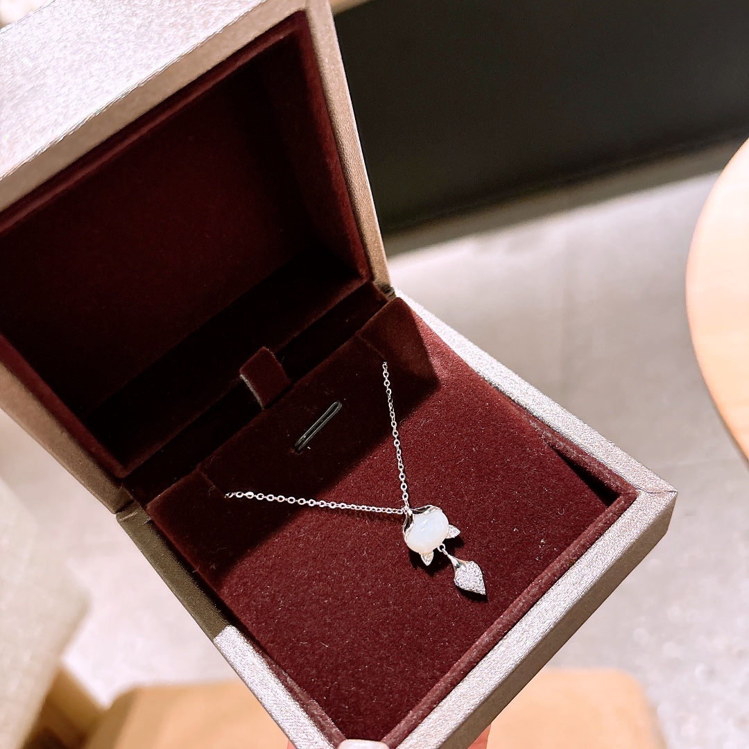 925 Silver Hetian Jade Necklace Artistic Party Gold