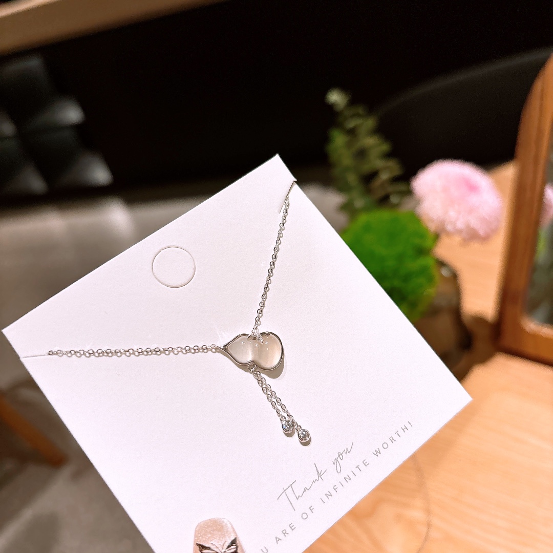 Fine Silver Necklace Sweet & Cool Graduation Silver