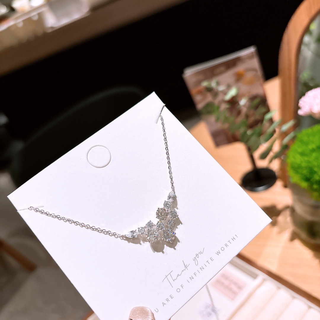 Low Allergy Silver Moissanite Necklace Chic Housewarming Silver