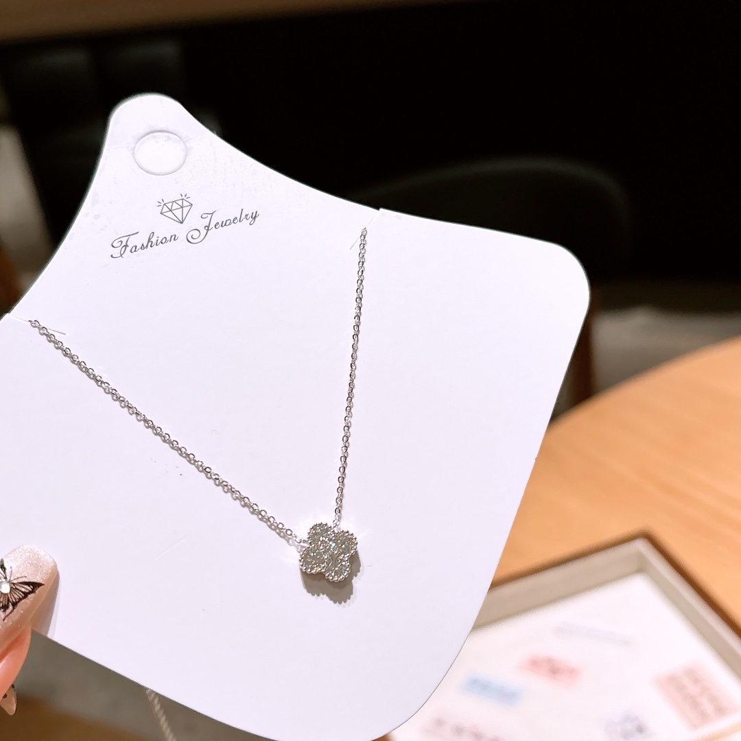 925 Silver Moissanite Necklace Unique Mother's Birthday Gold