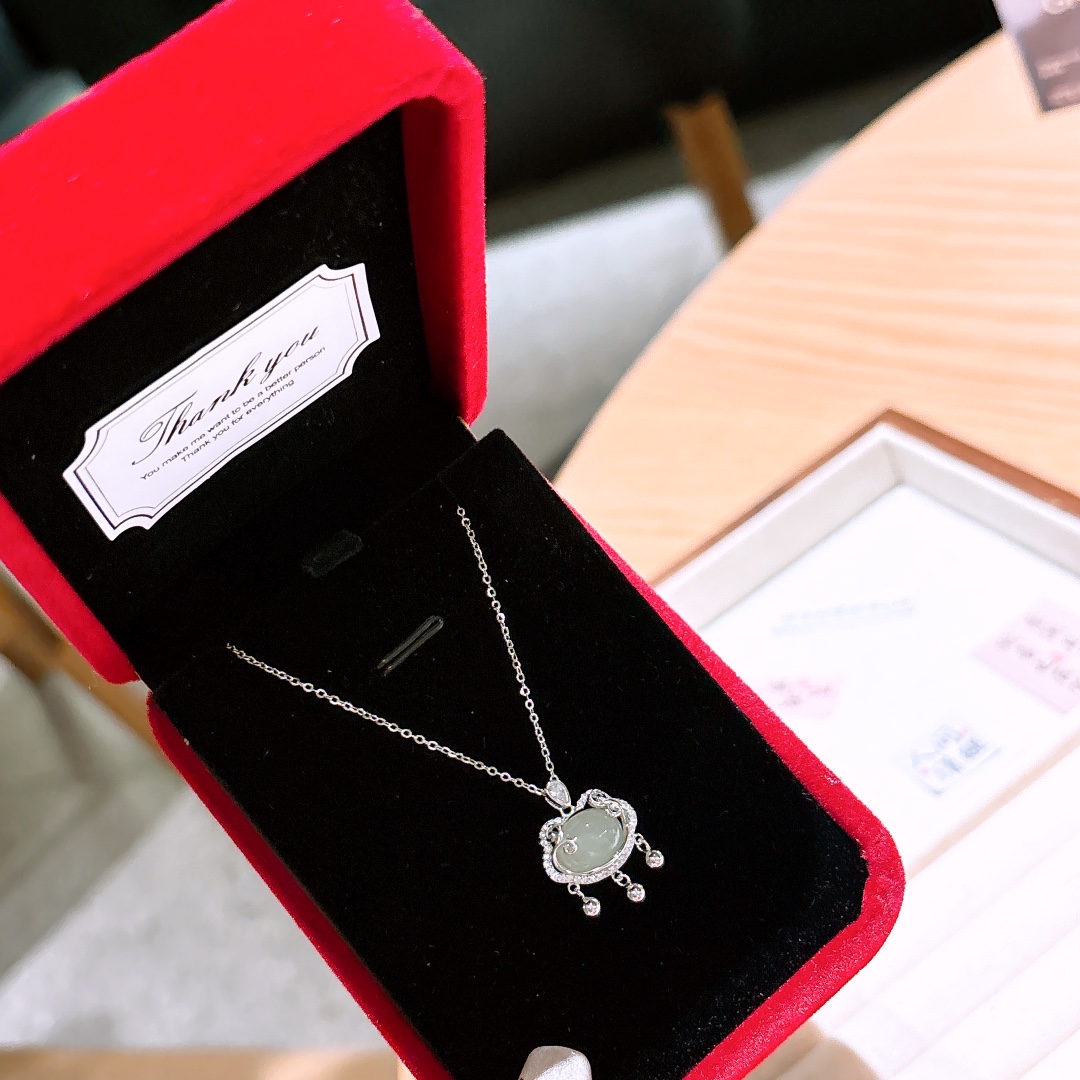 Nickel Free Silver Hetian Jade Necklace Gentle Party Silver