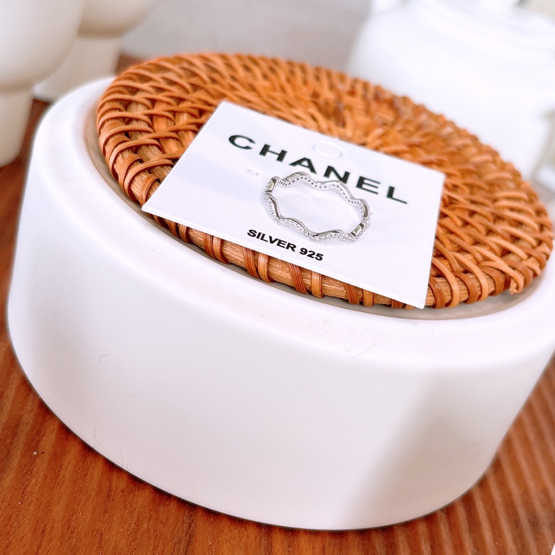 Hypoallergenic Silver Ring Gentle Bestie Gift Gold