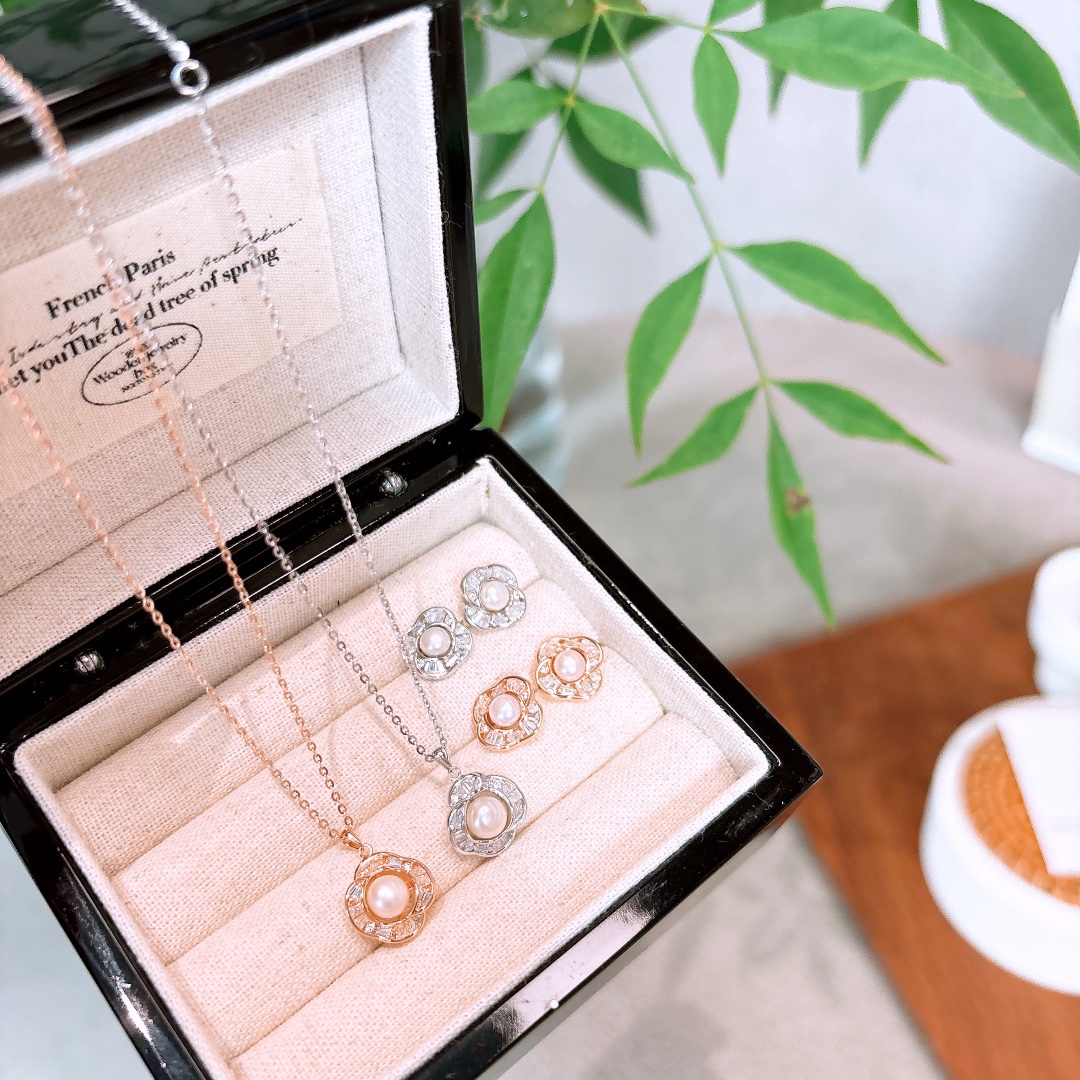 Fine Silver Earrings & Necklace Set Lively Proposal Gold