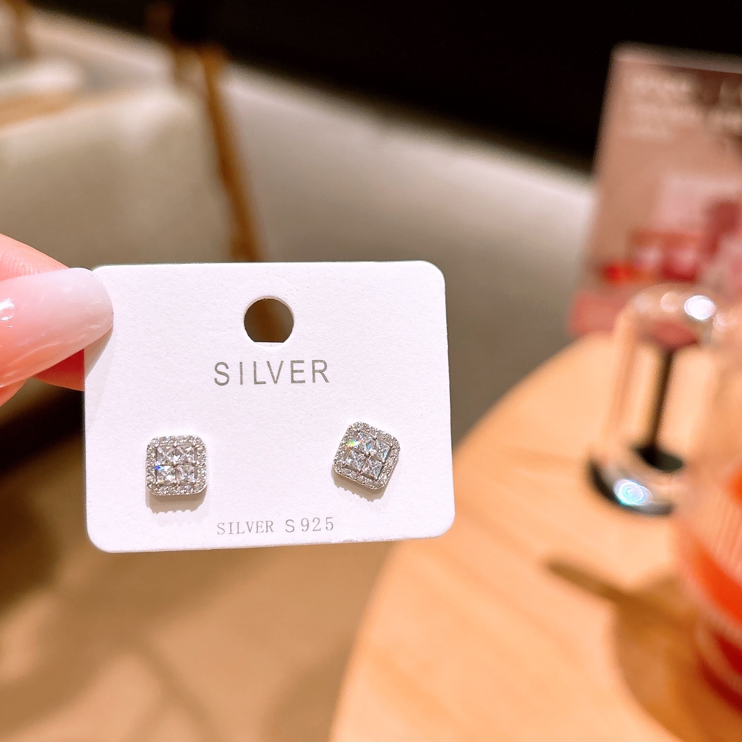 清純S925スターリングシルバーイヤリングゴールド 婚約