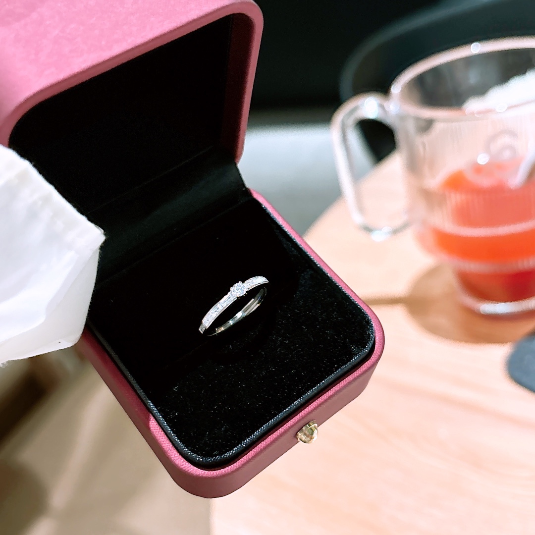 Hypoallergenic Silver Ring Forest Date Night Gold