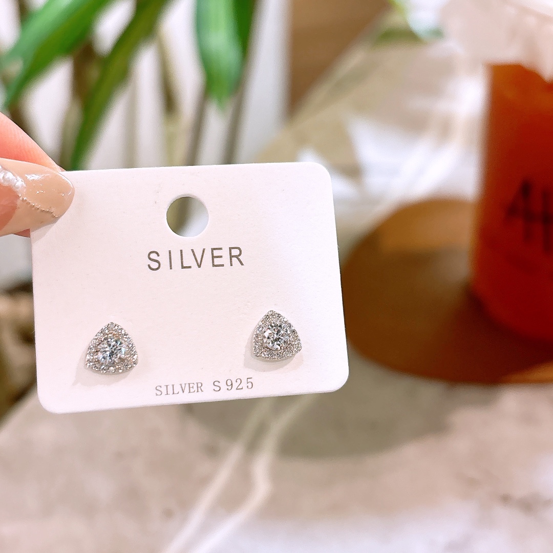 Hypoallergenic Silver Earrings Sweet & Cool New Year Gold