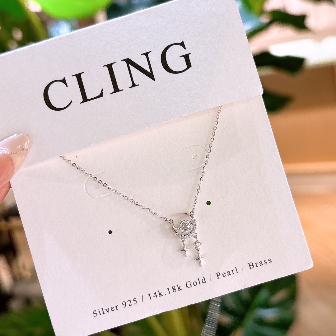 Fine Silver Moissanite Necklace Lively Spring Festival Gold