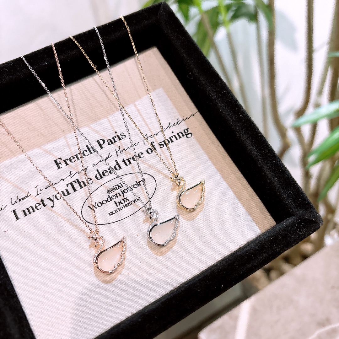 Solid Silver Necklace Artistic Party Gold