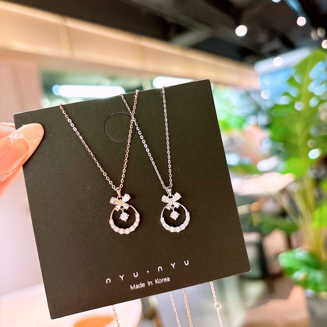 Hypoallergenic Silver Necklace Playful Workplace Gold