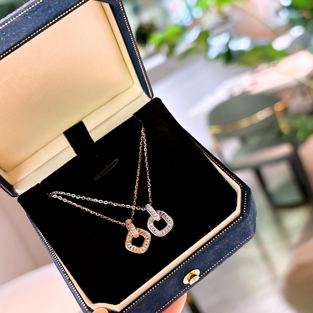 Fine Silver Necklace Elegant Annual Party Silver