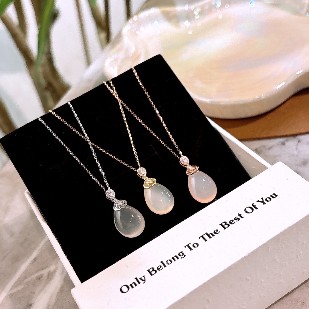 Hypoallergenic Silver Necklace Playful Office Silver