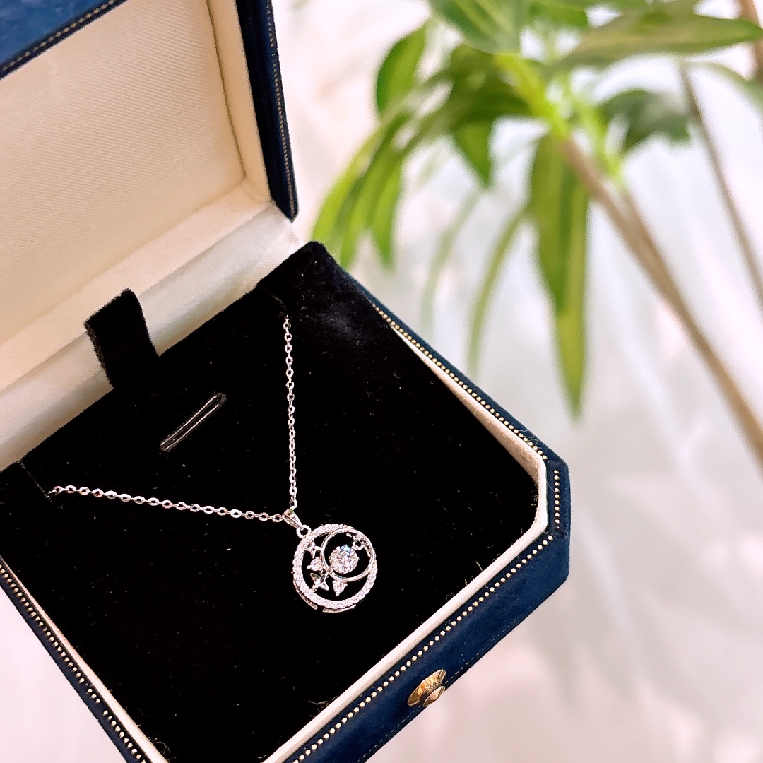 韓国風ファインシルバーモアッサナイトネックレスゴールド 告白