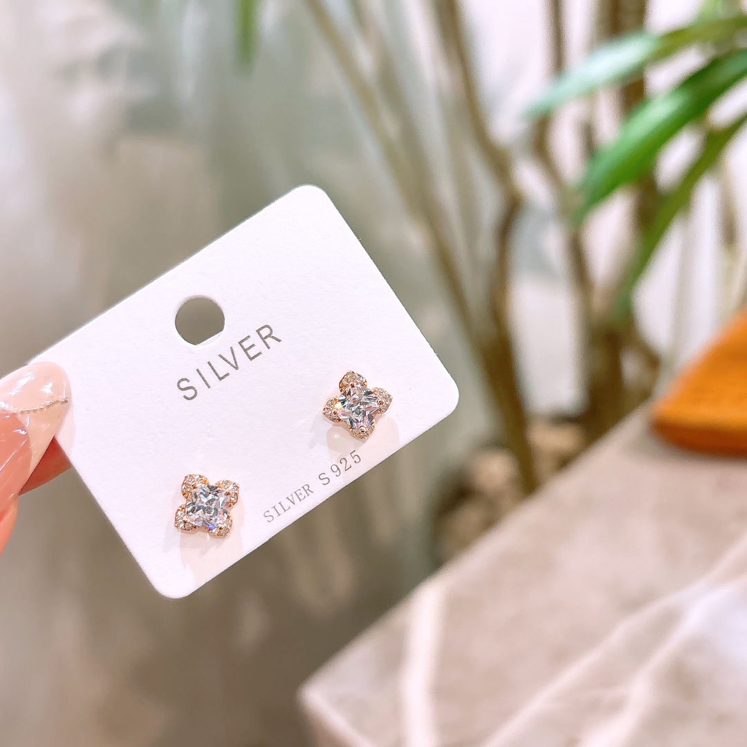 Hypoallergenic Silver Earrings Ethereal Confession Gold