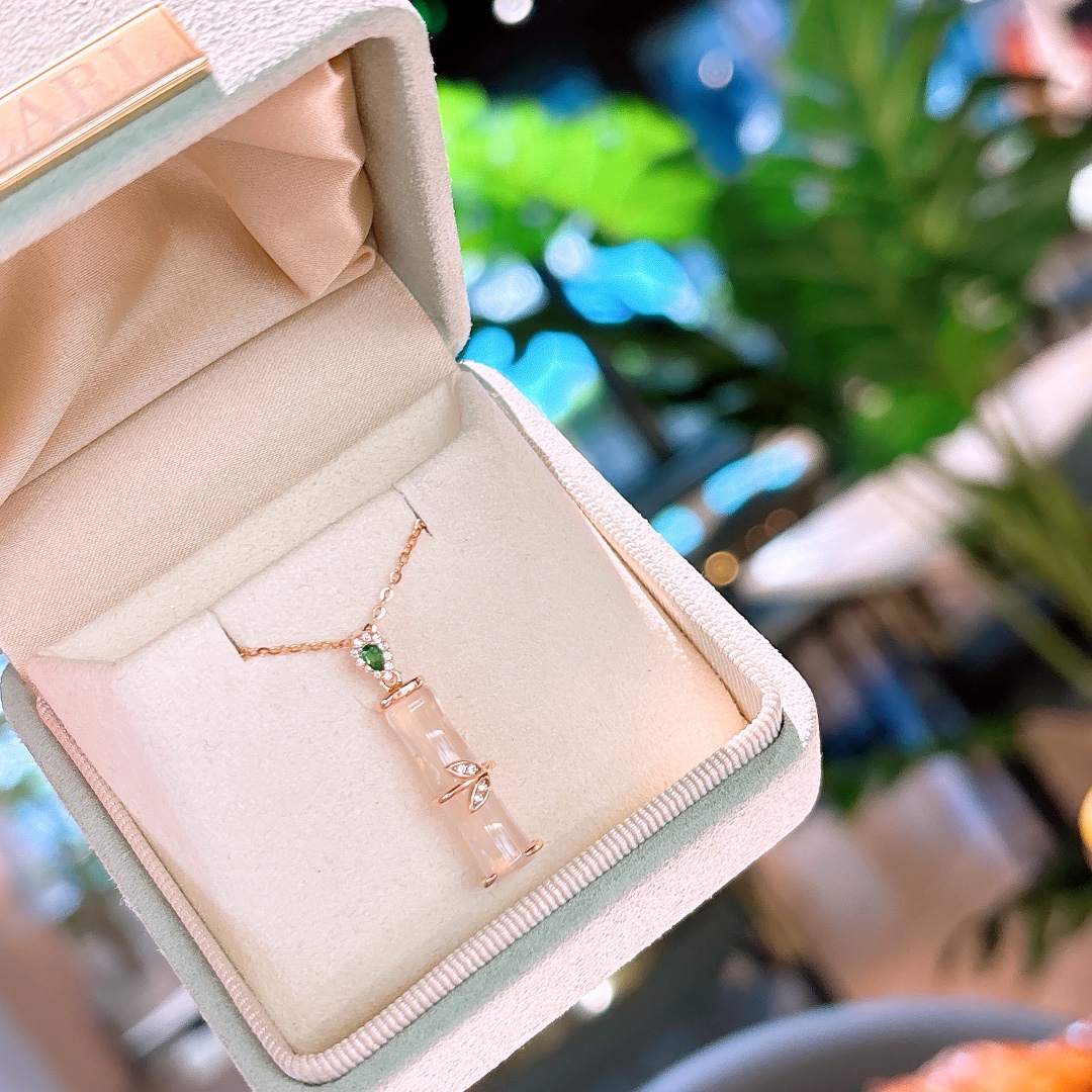 High Polish Silver Necklace Chic Valentine's Day Gold