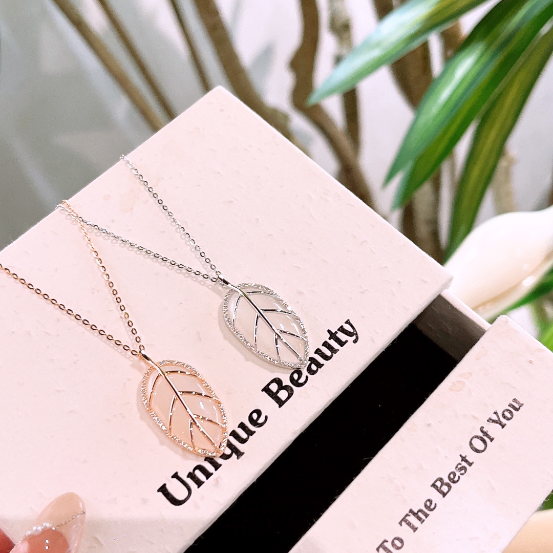 Low Allergy Silver Necklace Soft Travel Silver