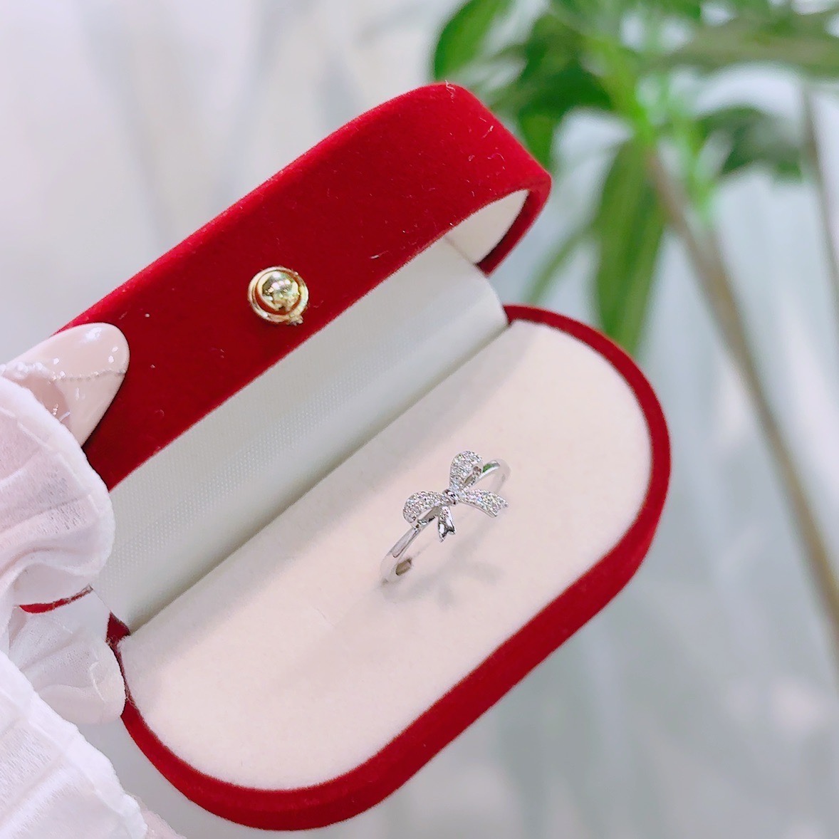 Nickel Free Silver Ring Lively Engagement Gold