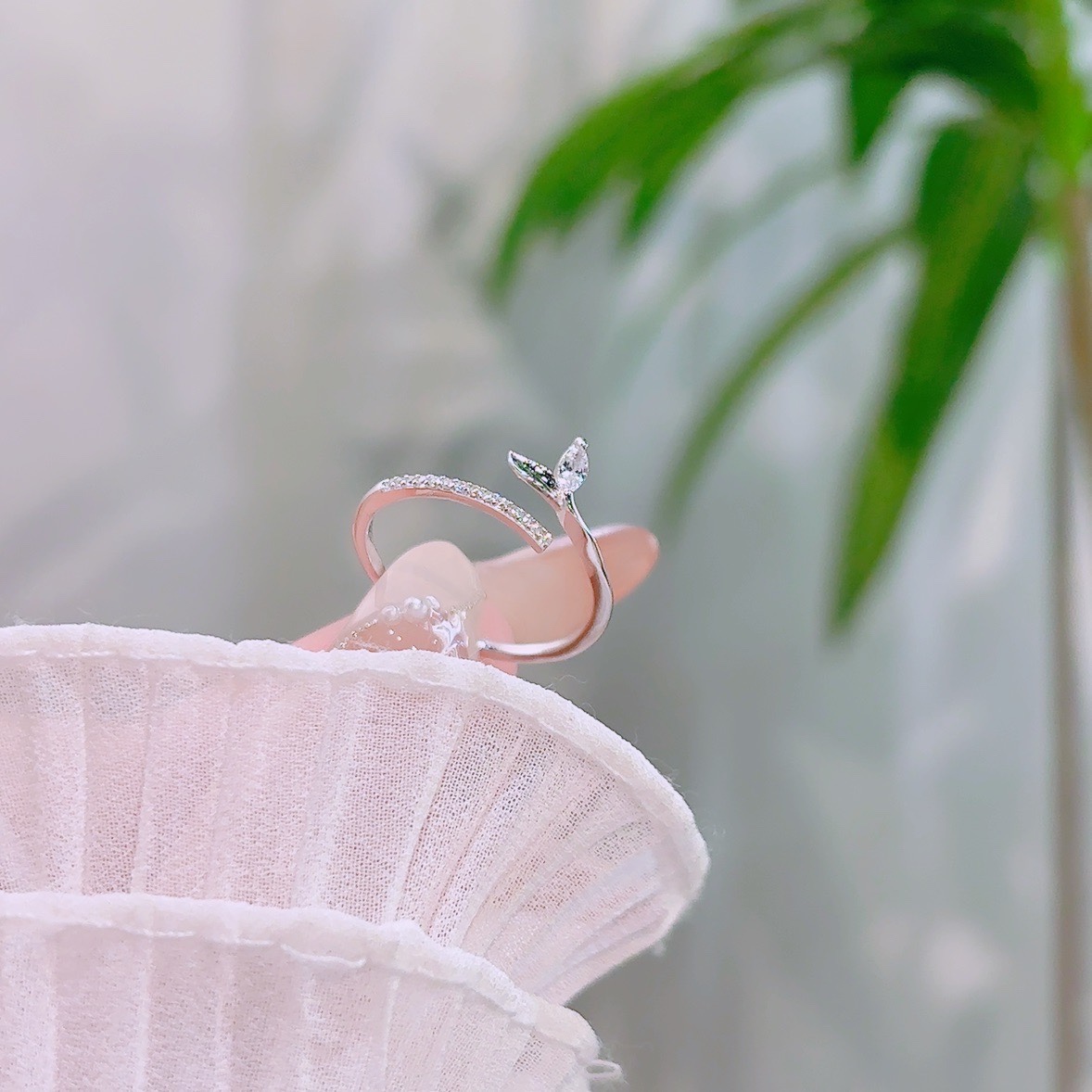 Fine Silver Ring Sweet Everyday Wear Gold