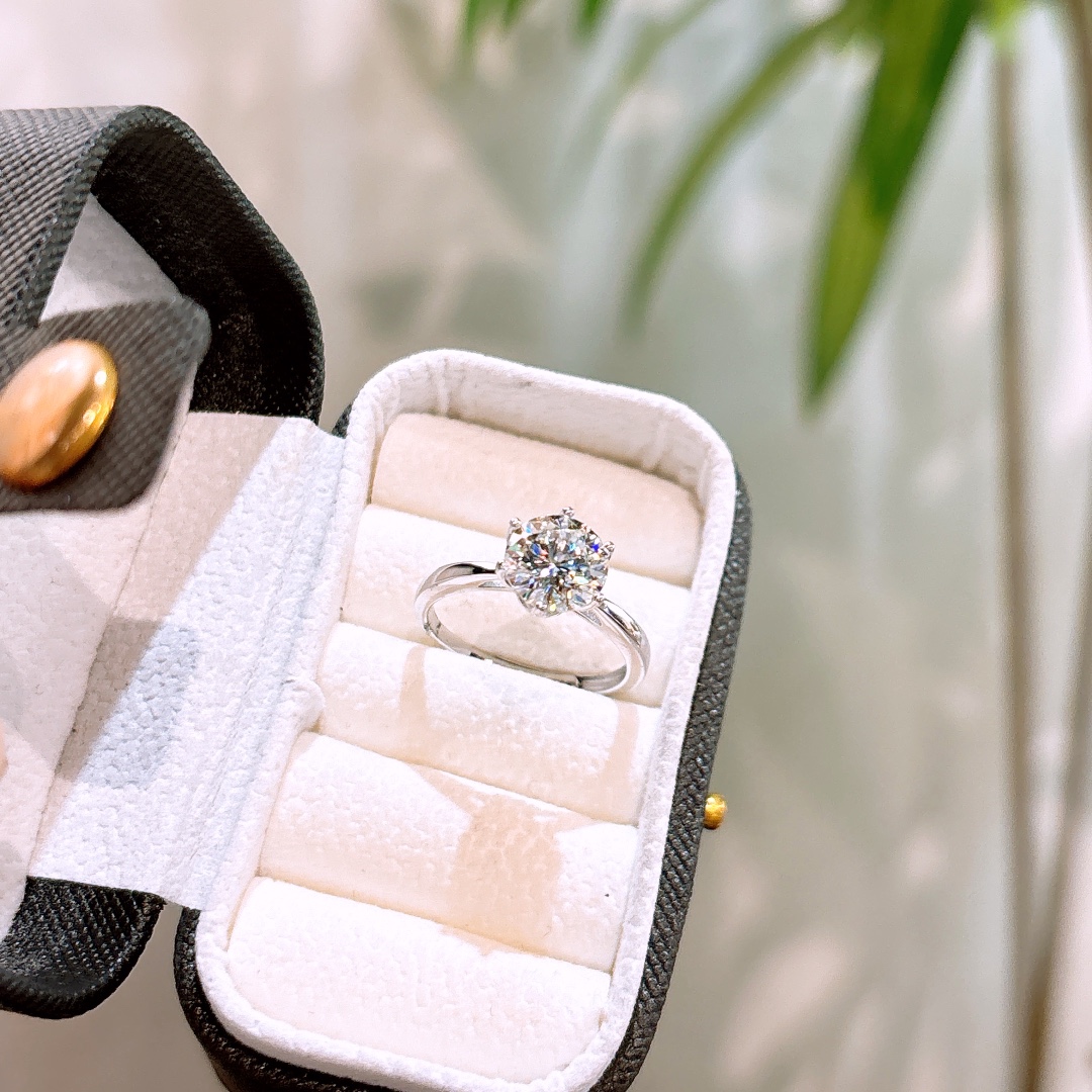 High Polish Silver Moissanite Ring Artistic Bestie Gift Gold