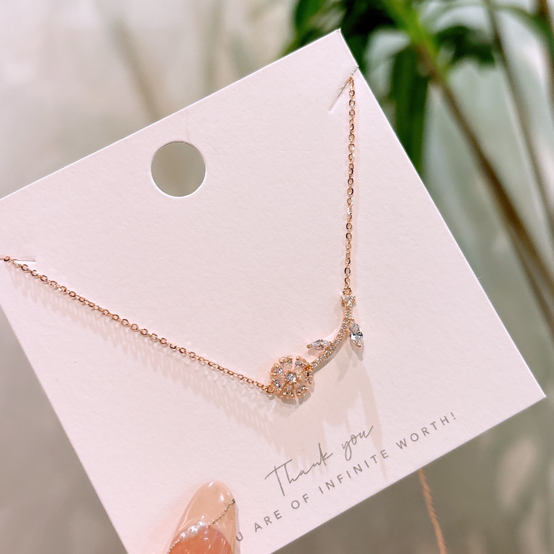 Hypoallergenic Silver Necklace Elegant Gift for Her Silver