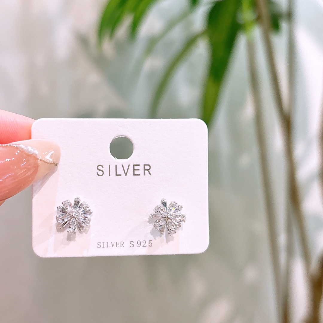 Low Allergy Silver Earrings Sweet Proposal Gold