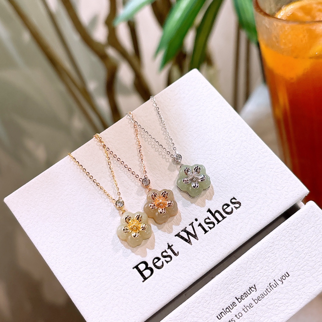 High Polish Silver Hetian Jade Necklace Elegant Self-love Silver