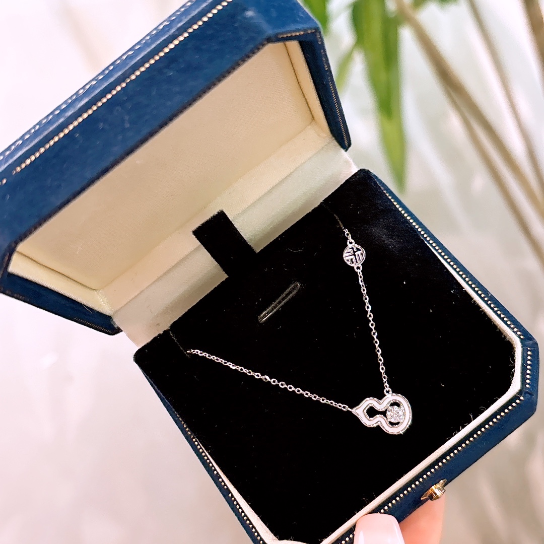 森ガールS925スターリングシルバーモアッサナイトネックレスシルバー 自分へのご褒美