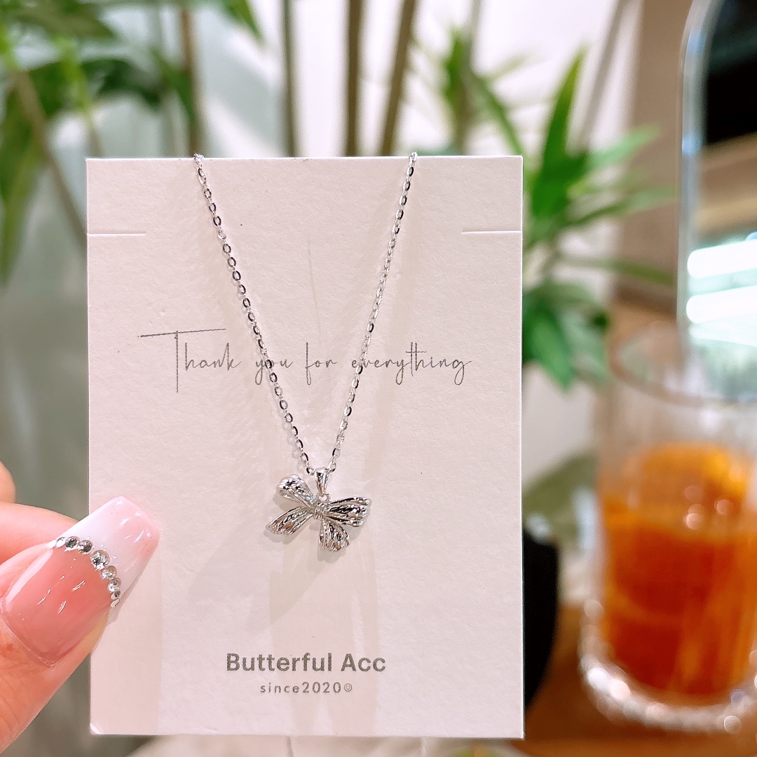 Hypoallergenic Silver Earrings & Necklace Set Ins Style Office Silver