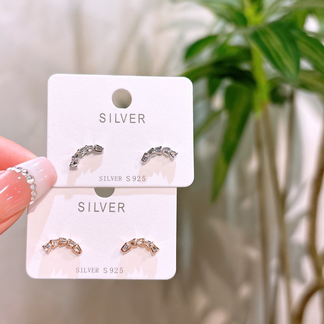 シック純銀イヤリングゴールド 記念日