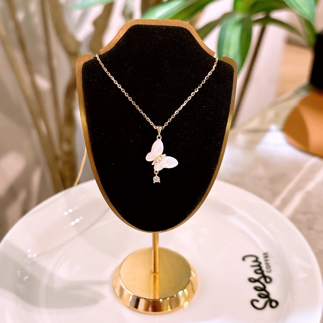 High Polish Silver Necklace Lively Annual Party Gold