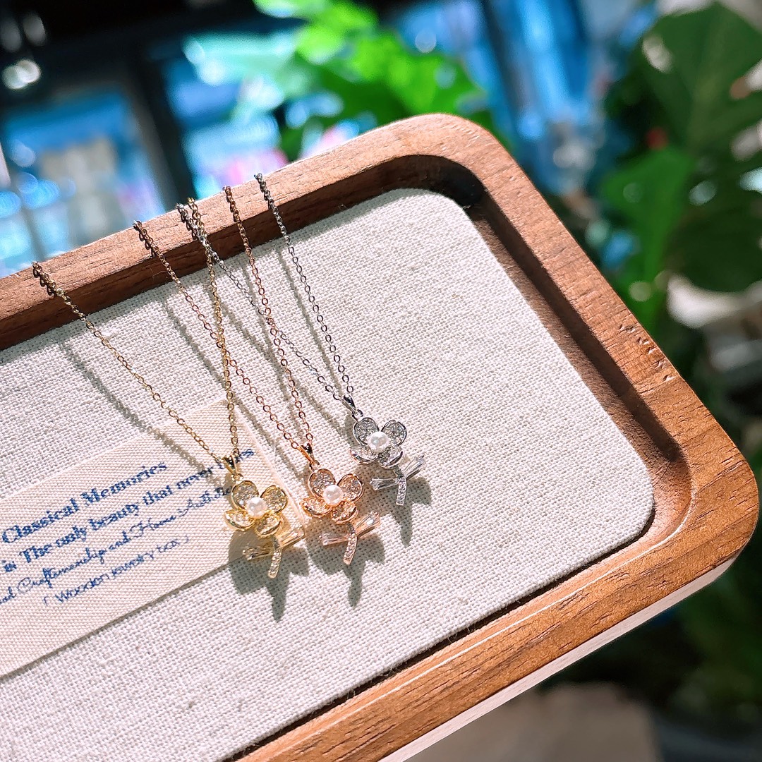 Solid Silver Necklace Elegant Spring Festival Silver