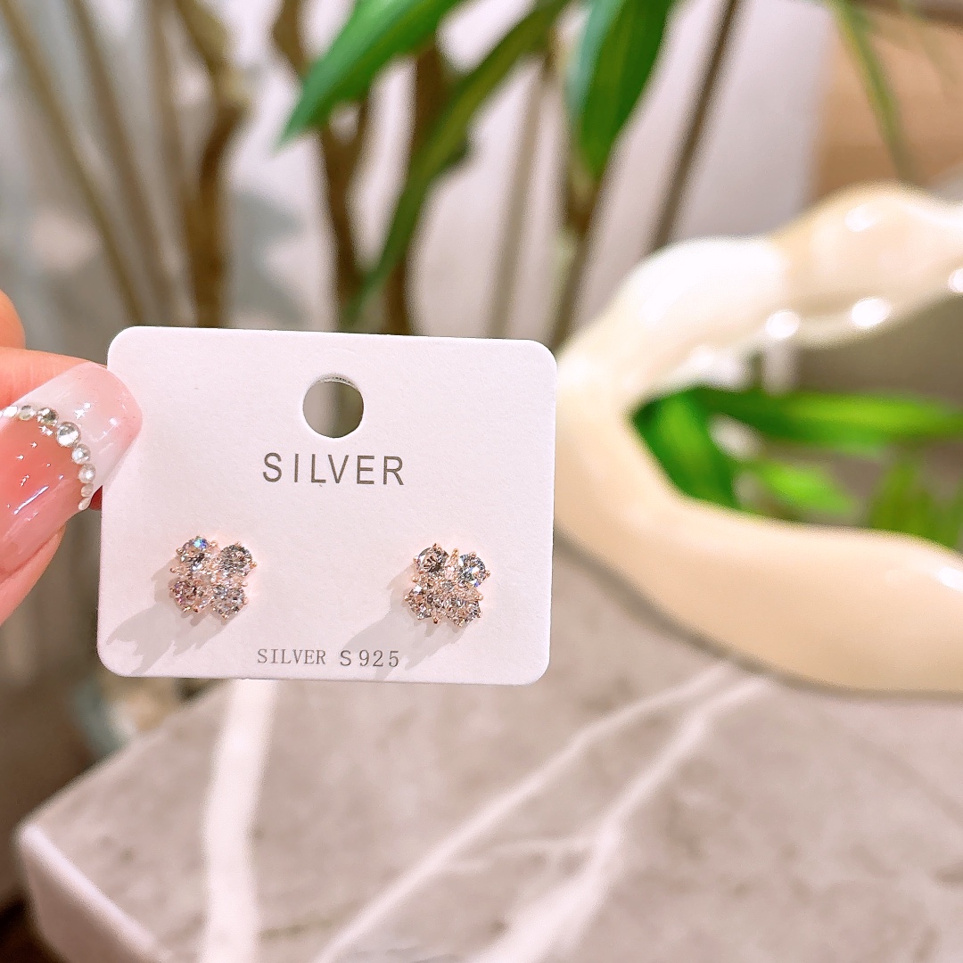 High Polish Silver Earrings Girly Travel Silver