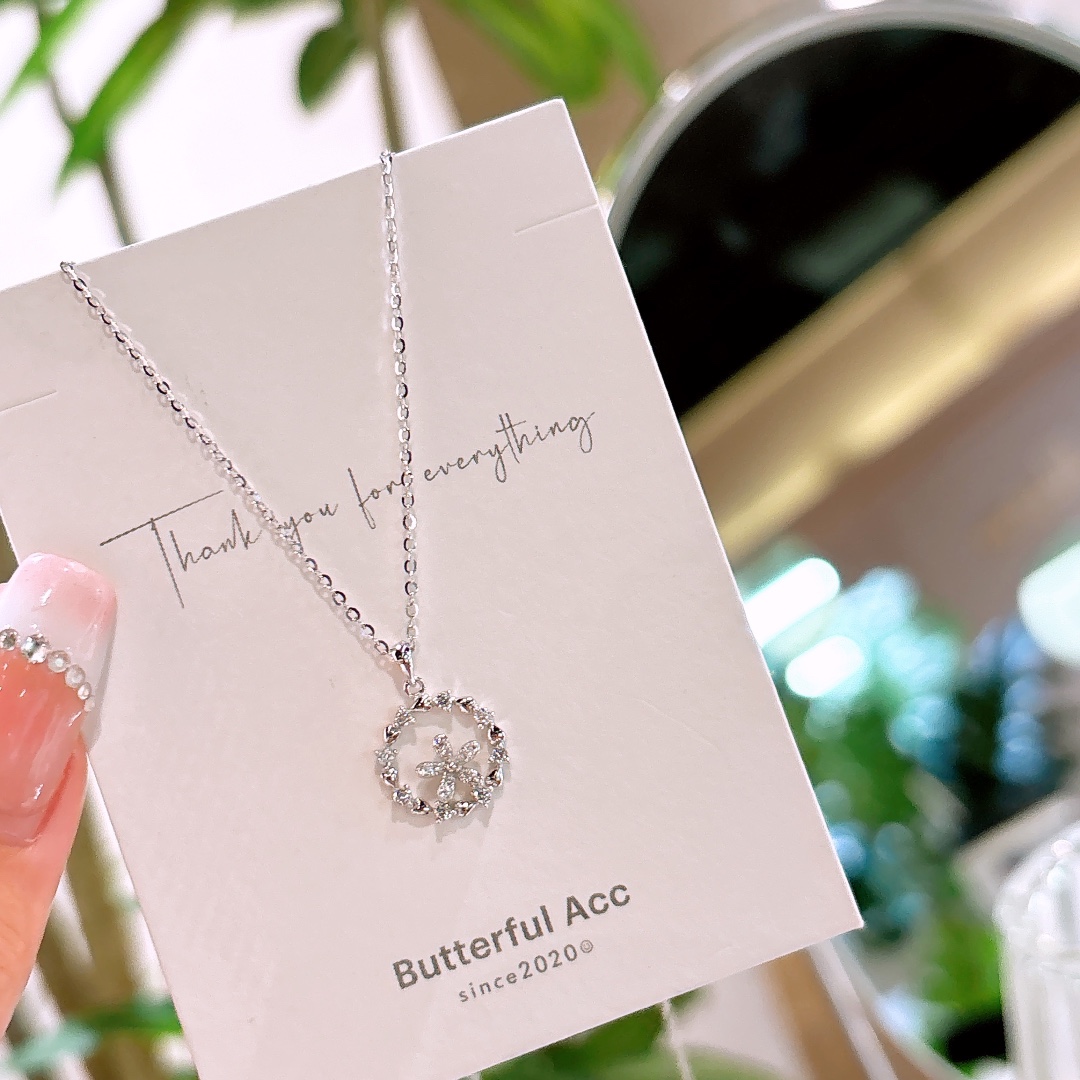 幻想的ファインシルバーネックレスシルバー クリスマス