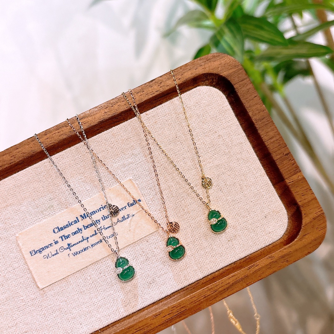 Solid Silver Necklace Artistic Self-love Gold