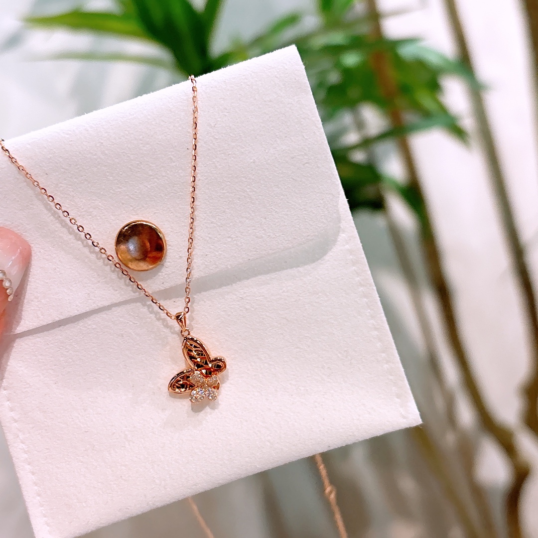 Hypoallergenic Silver Necklace Gentle Bestie Gift Gold