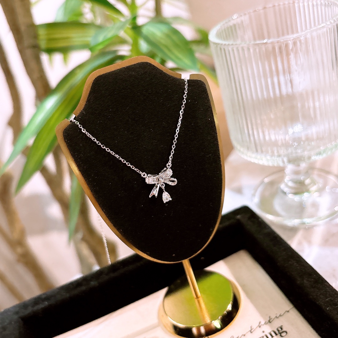 インスタ風アレルギー対応シルバーネックレスゴールド 新年