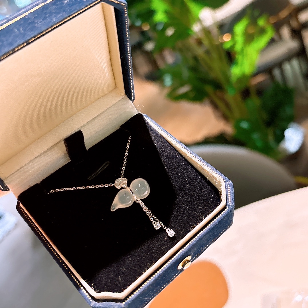 Solid Silver Necklace Intellectual Mother's Day Silver