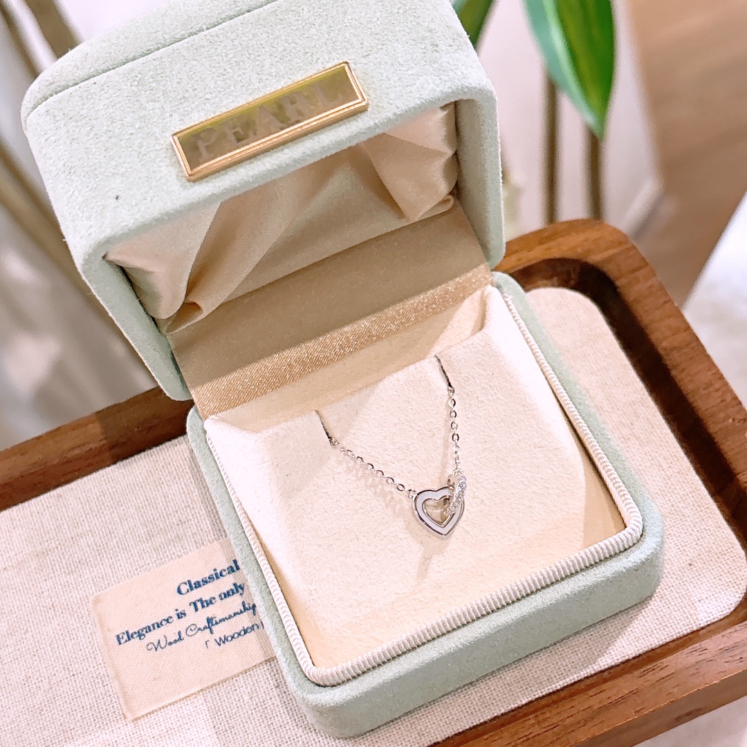 Hypoallergenic Silver Moissanite Necklace Ultra Minimal Proposal