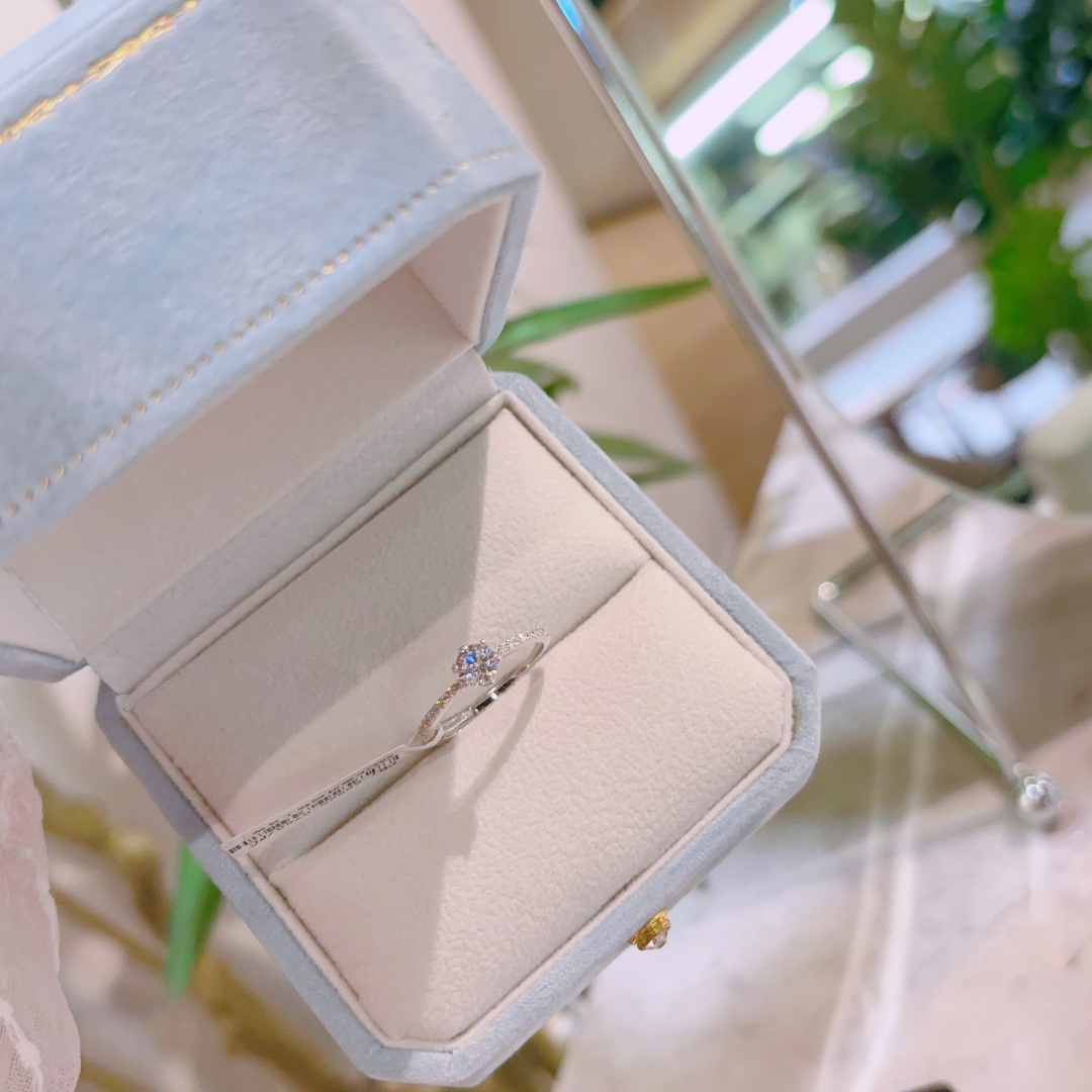 知性的ニッケル無添加銀リングゴールド 年次パーティー