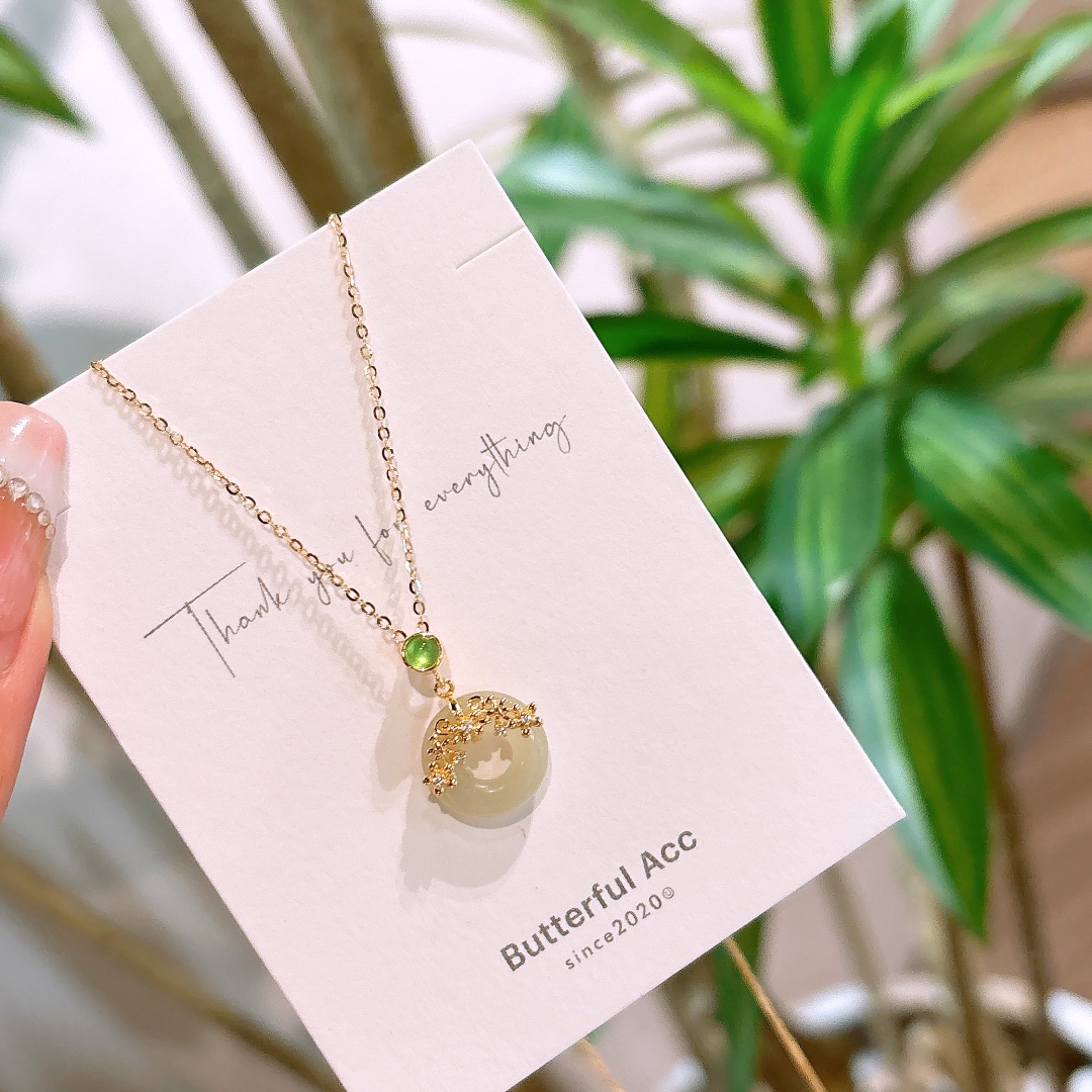 High Polish Silver Hetian Jade Necklace Girly Housewarming Gold
