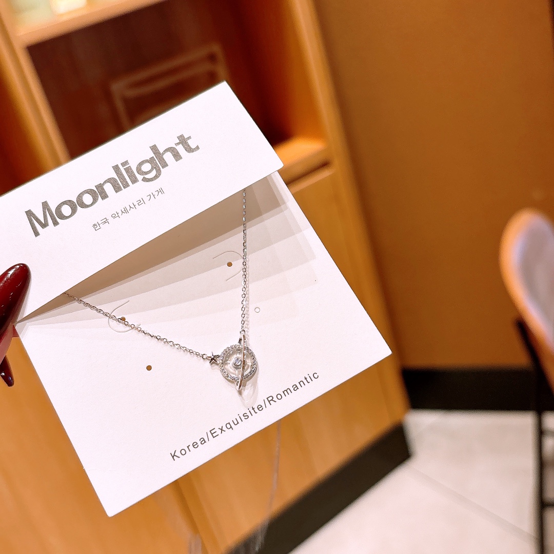 レトロ低アレルギー銀ネックレスゴールド パーティー