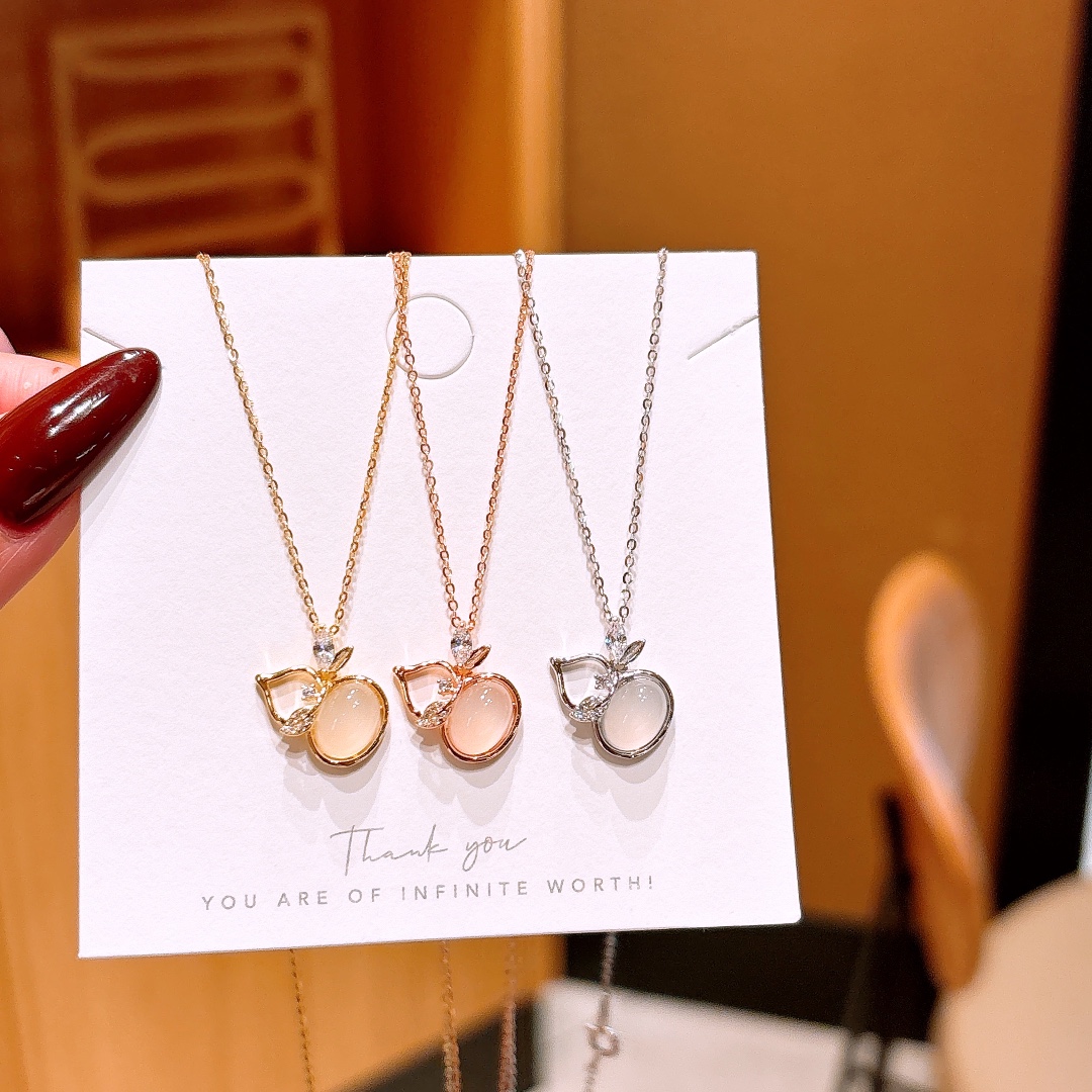 Low Allergy Silver Necklace Elegant Workplace Silver