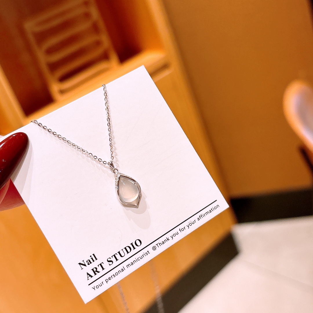 Low Allergy Silver Necklace Light Luxury Mother's Day Gold