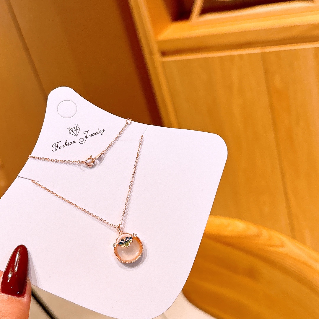 High Polish Silver Necklace Soft Banquet Gold