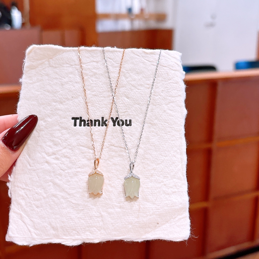 Hypoallergenic Silver Hetian Jade Necklace Gentle Confession Silver