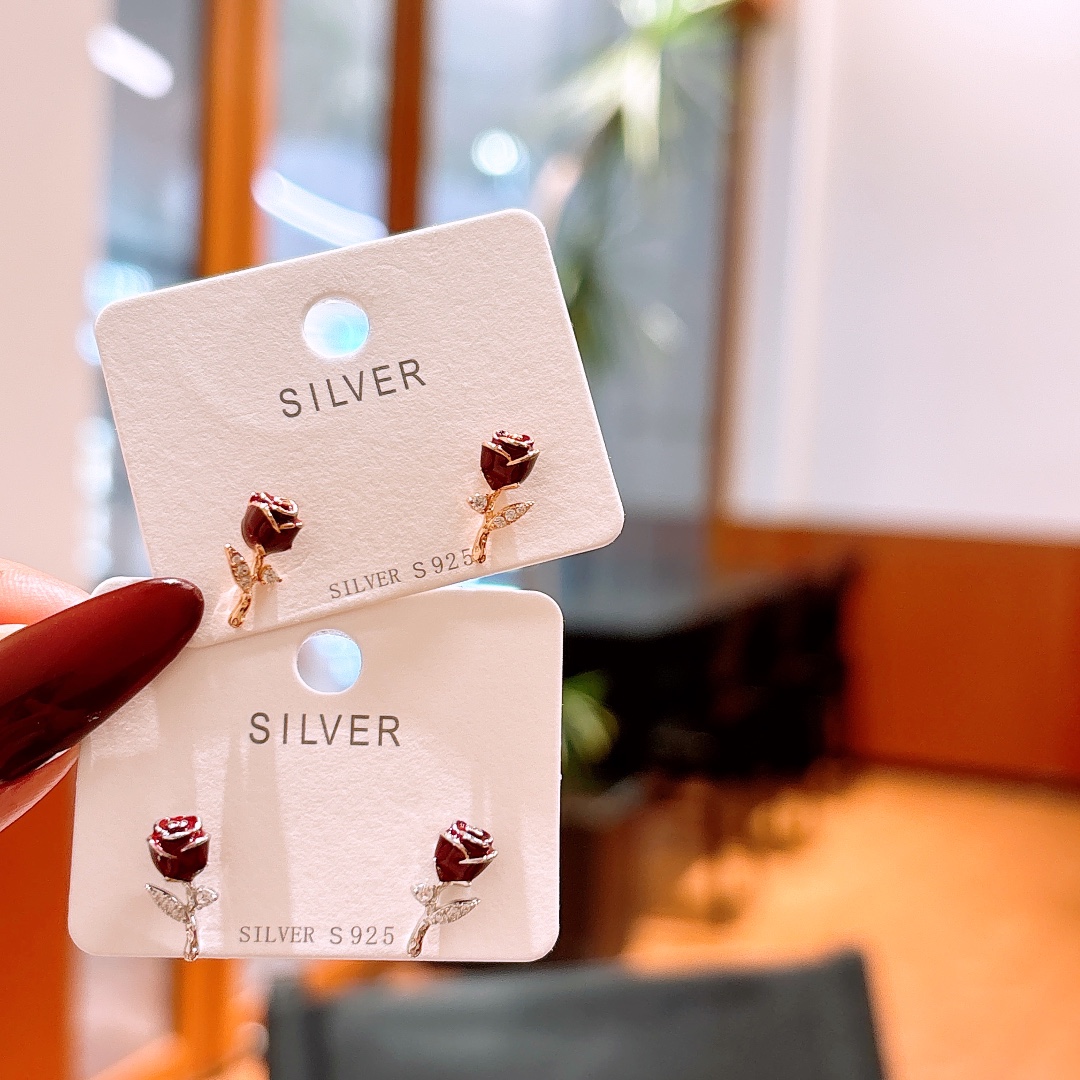 繊細高品質シルバーイヤリングゴールド 父の日