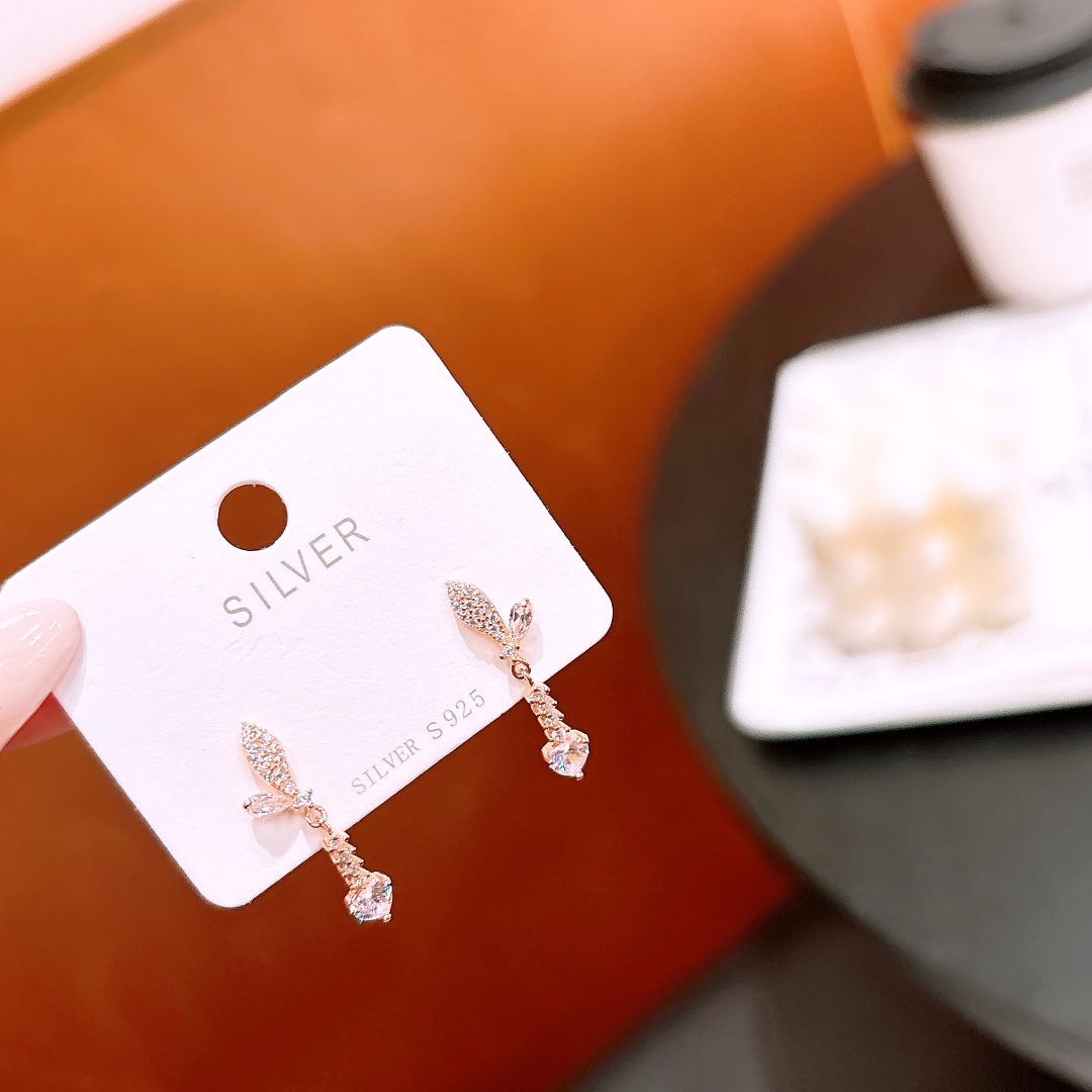 Low Allergy Silver Earrings Lively Confession Gold