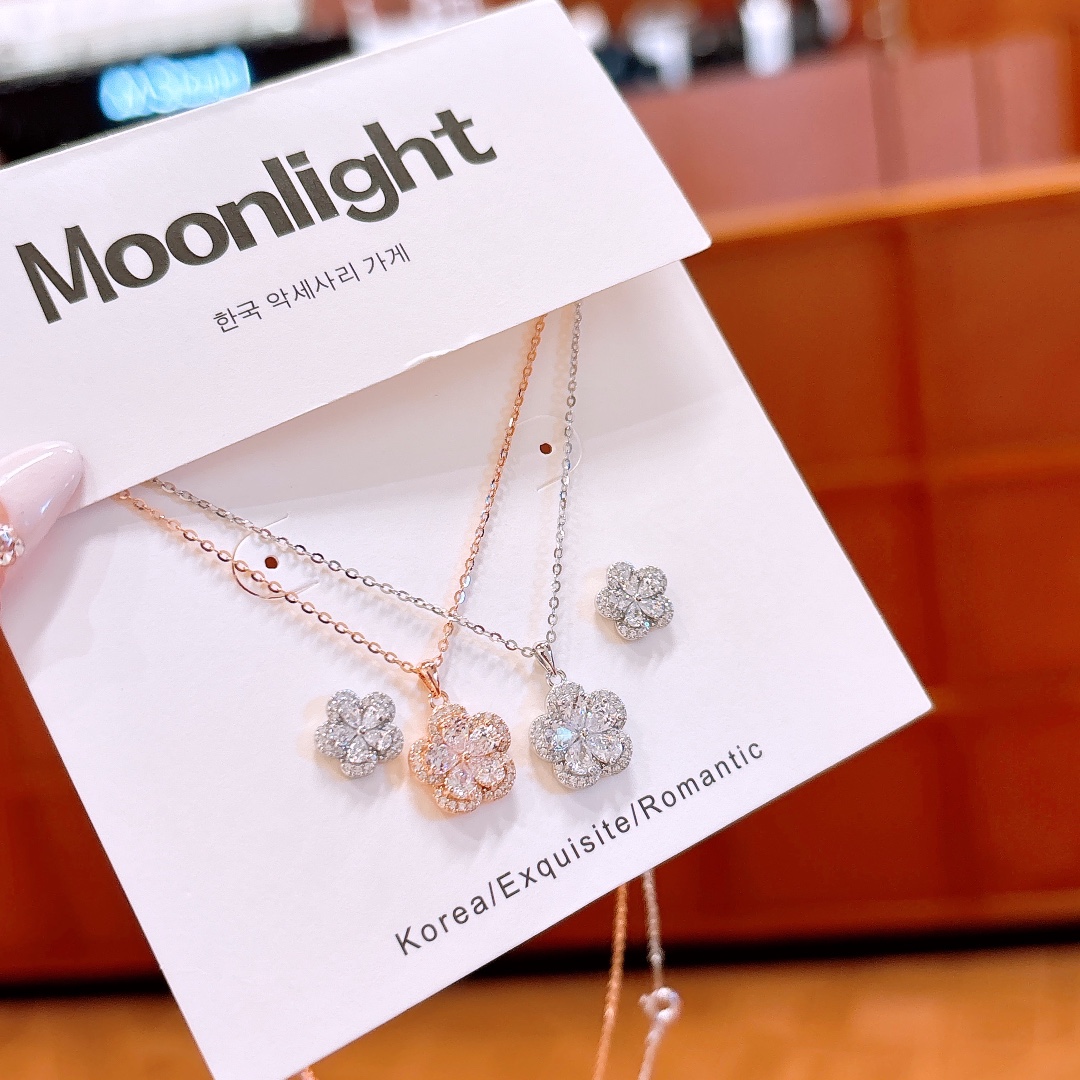 Fine Silver Earrings & Necklace Set Playful Workplace Silver